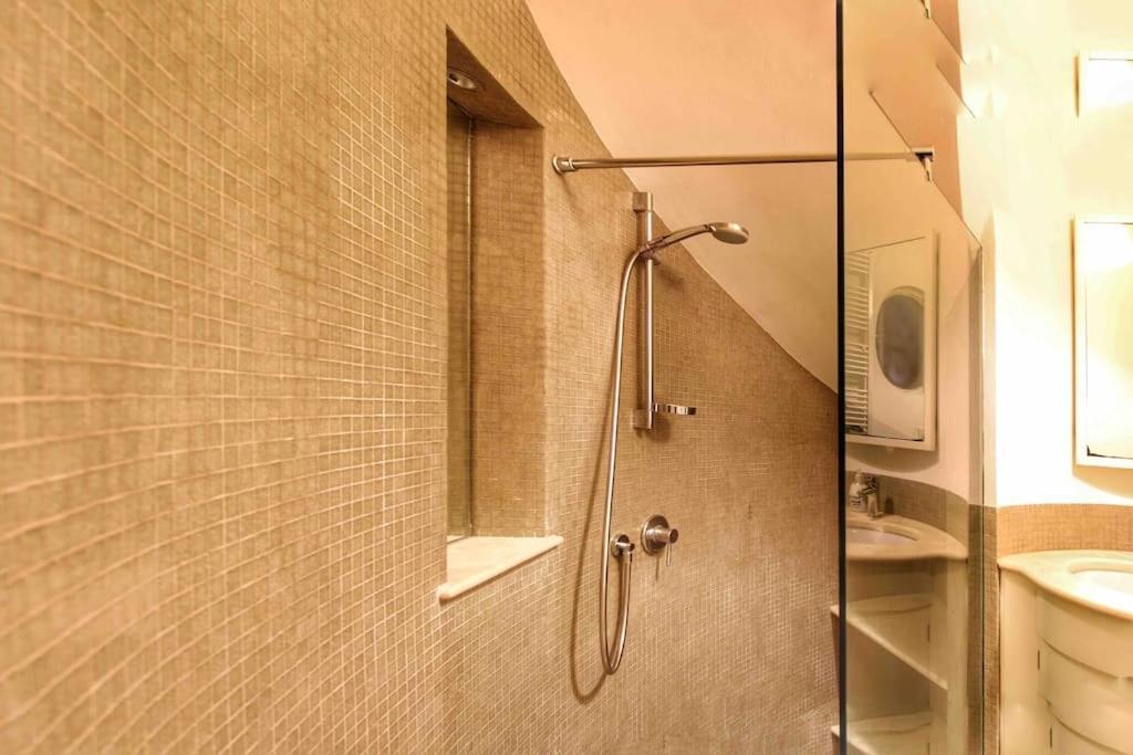 Cozy Studio Flat In Trastevere By Yourhost Roma Ngoại thất bức ảnh